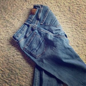 American Eagle MOM Jean Size 4 NWOT